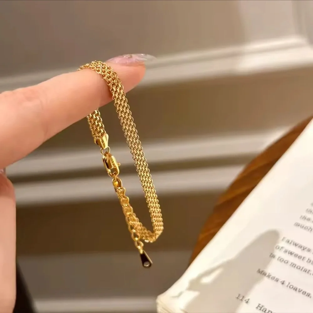 Elegant 18K Gold Chain Bracelet 
Stainless Steel Bracelet - Picture 4 of 14